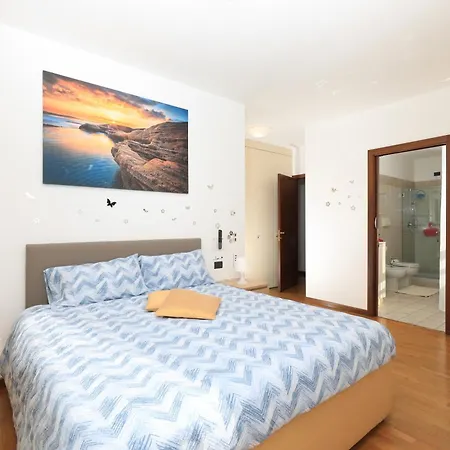 Luxury W Garage Happy Bergamo